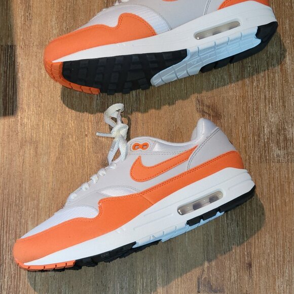 Nike Air Max 1 | Neutral Grey/Safety Orange | Women’s 9 / Men’s 7.5 | New - Picture 9 of 9